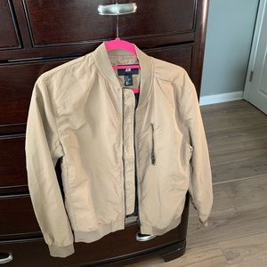 Men’s Tan Jacket. Great condition.